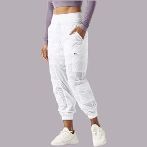 Athleta Womens White Parachute Jogger Pants Size 4 Brand New, NWT